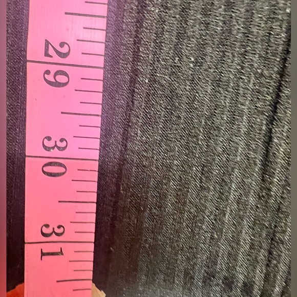 This black dress is flatteringđź‘—ribbed great quality made by special boutique - Picture 11 of 11